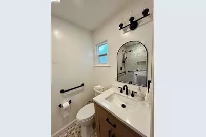 2133 Holbrook Dr, Concord, CA 94519 - Photo 3