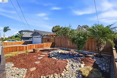 8278 Juniper Ave, Newark, CA 94560 - Photo 3