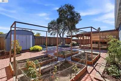 8278 Juniper Ave, Newark, CA 94560 - Photo 35