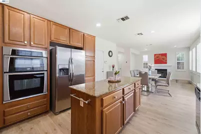 7129 Cerro Crest Dr, San Jose, CA 95138 - Photo 13