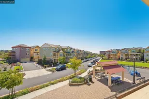 1902 Shasta Ln, Hercules, CA 94547 - Photo 3
