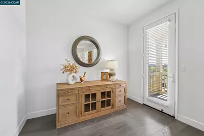 1902 Shasta Ln, Hercules, CA 94547 - Photo 9