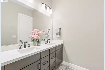 2133 Day Lily Ave, Manteca, CA 95337 - Photo 29