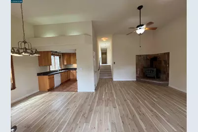 151 Daniels Ave, Vallejo, CA 94590 - Photo 9