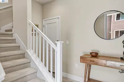 389 Basswood Cmn #11, Livermore, CA 94551 - Photo 5
