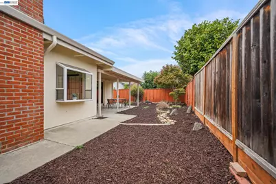 5470 Fernwood Dr, Newark, CA 94560 - Photo 25