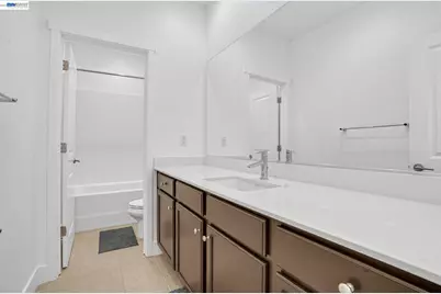 18511 Maynell Dr, Lathrop, CA 95330 - Photo 21