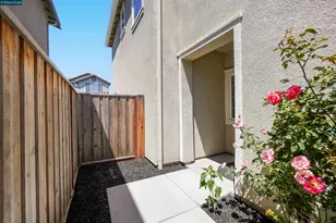 3056 Balance Cir, Fairfield, CA 94533 - Photo 9