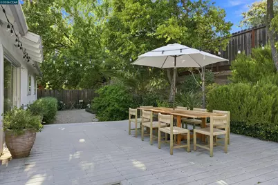 1422 Novato Ct, Walnut Creek, CA 94597 - Photo 21