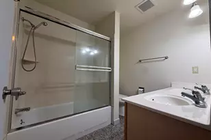1425 Lakeside Dr, Oakland, CA 94612 - Photo 15