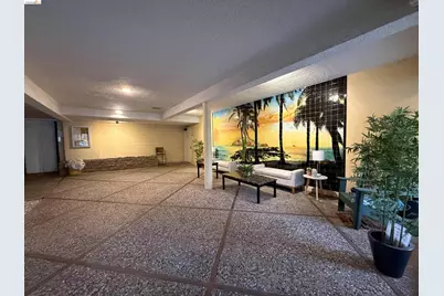 1425 Lakeside Dr #201, Oakland, CA 94612 - Photo 25