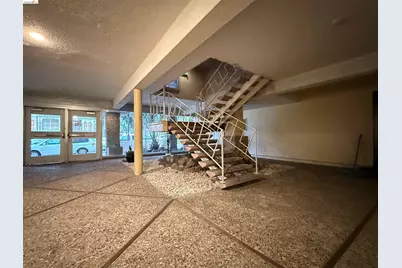 1425 Lakeside Dr #201, Oakland, CA 94612 - Photo 27