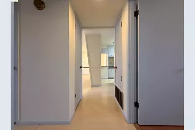 1425 Lakeside Dr #201, Oakland, CA 94612 - Photo 13