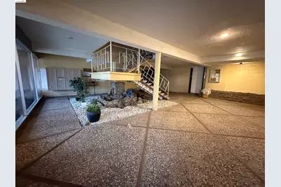 1425 Lakeside Dr #201, Oakland, CA 94612 - Photo 29