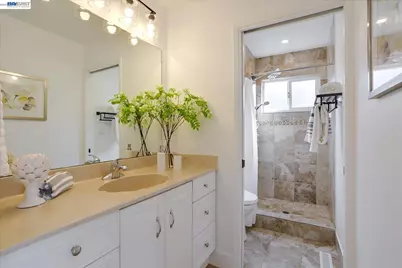 5261 Sussex Pl, Newark, CA 94560 - Photo 25