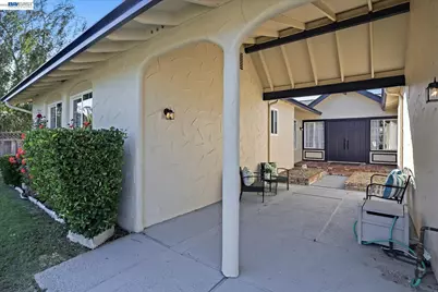 5261 Sussex Pl, Newark, CA 94560 - Photo 5