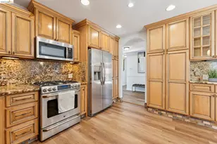 7 Knickerbocker Ln, Orinda, CA 94563 - Photo 27