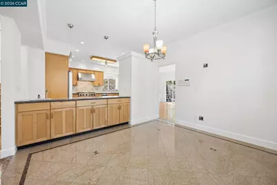 5535 Moraga Ave, Oakland, CA 94611 - Photo 15