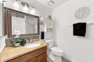 47 Raintree Ct, Hayward, CA 94544 - Photo 25
