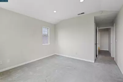 4354 Terrabella Way, Oakland, CA 94619 - Photo 19