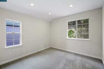 4354 Terrabella Way, Oakland, CA 94619 - Photo 25