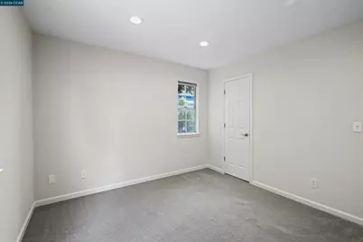 4354 Terrabella Way, Oakland, CA 94619 - Photo 31