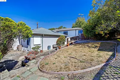 5674 Poinsett Ave, El Cerrito, CA 94530 - Photo 7