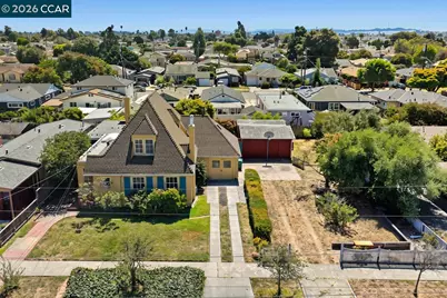 2500 Lowell Avenue, Richmond, CA 94804 - Photo 3