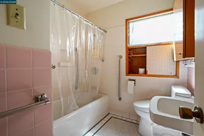 2500 Lowell Avenue, Richmond, CA 94804 - Photo 27