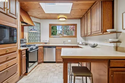 19 Sunset Dr, Kensington, CA 94707 - Photo 17