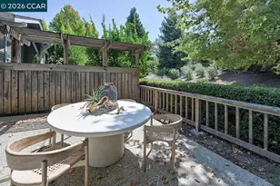 1923 Lakeshire Dr, Walnut Creek, CA 94595 - Photo 15