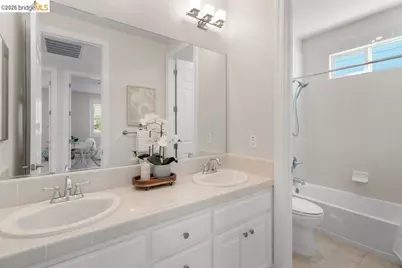 207 Flagship Court, Richmond, CA 94801 - Photo 39