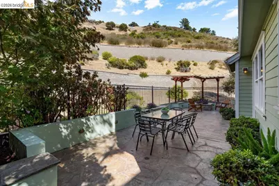 207 Flagship Court, Richmond, CA 94801 - Photo 21