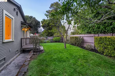 2129 Roosevelt Ave, Berkeley, CA 94703 - Photo 37