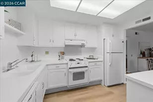 1200 Oakmont Dr, Walnut Creek, CA 94595 - Photo 19
