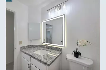 201 Fairbrook Ct, Suisun City, CA 94585 - Photo 31