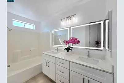 201 Fairbrook Ct, Suisun City, CA 94585 - Photo 13