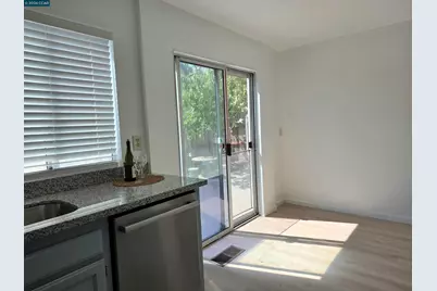 201 Fairbrook Ct, Suisun City, CA 94585 - Photo 13