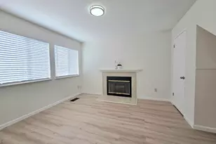 201 Fairbrook Ct, Suisun City, CA 94585 - Photo 17
