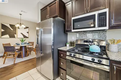 1252 Detroit Ave #5, Concord, CA 94520 - Photo 7