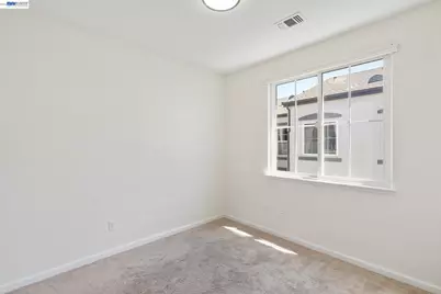 7981 Bellina St, Dublin, CA 94568 - Photo 31