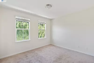 7981 Bellina St, Dublin, CA 94568 - Photo 33