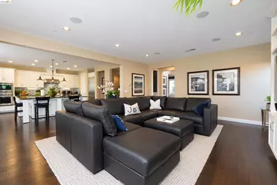 682 Norwood Ct, Brentwood, CA 94513 - Photo 9