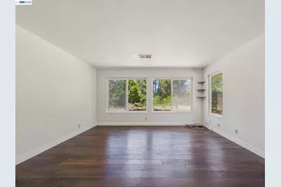 327 Steven Cir, Benicia, CA 94510 - Photo 31