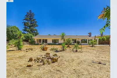 327 Steven Cir, Benicia, CA 94510 - Photo 47