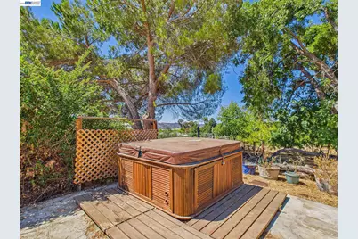 327 Steven Cir, Benicia, CA 94510 - Photo 45