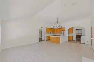 327 Steven Cir, Benicia, CA 94510 - Photo 13
