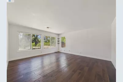 327 Steven Cir, Benicia, CA 94510 - Photo 29