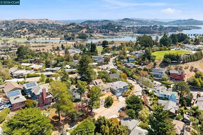 910 California Ave, Mill Valley, CA 94941 - Photo 37