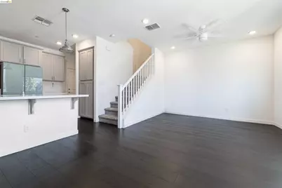 2570 Natomas Crossing Drive, Sacramento, CA 95834 - Photo 11